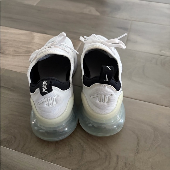 Nike Air Max 270 Women's Shoes - Picture 4 of 6
